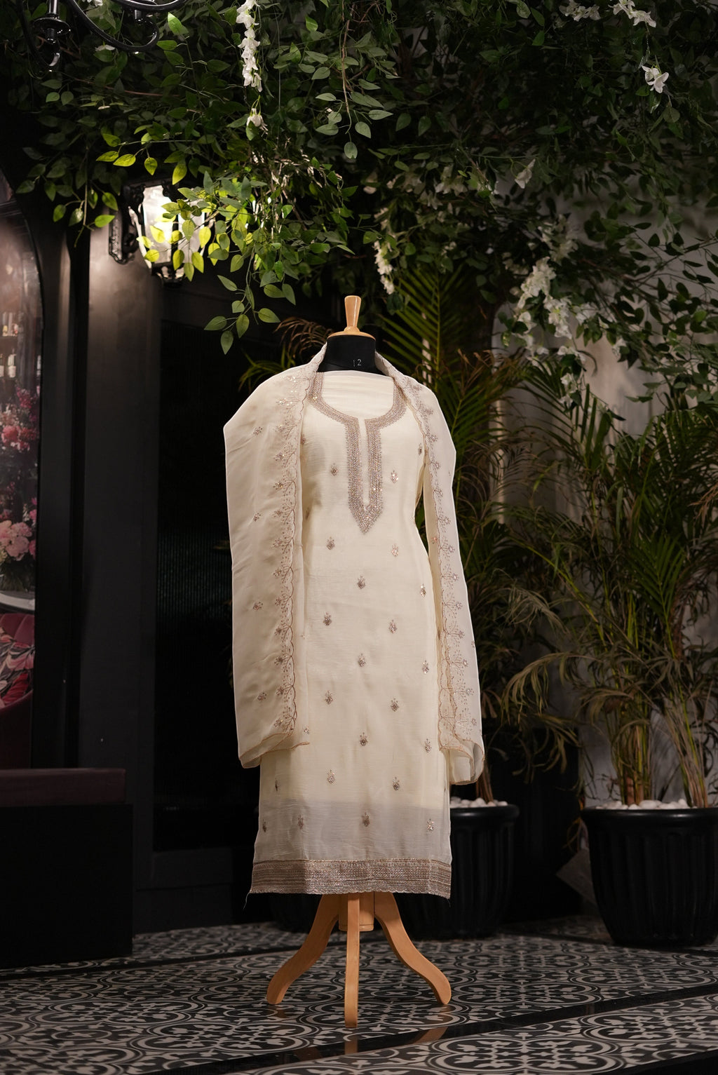 Elegant Off-White Punjabi Suit with Dupatta for MOM